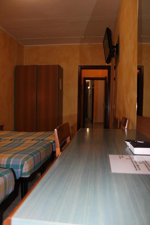 Albergo Napoleone SantʼAmbrogio di Valpolicella Habitación foto